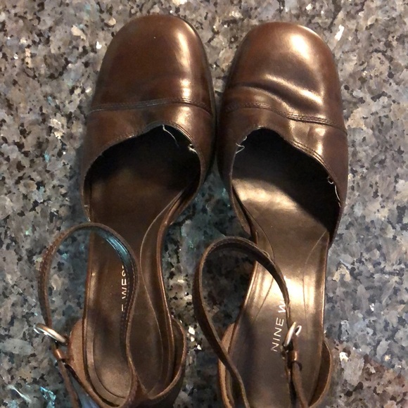 Nine West Ankle Tied Heels - Picture 9 of 9